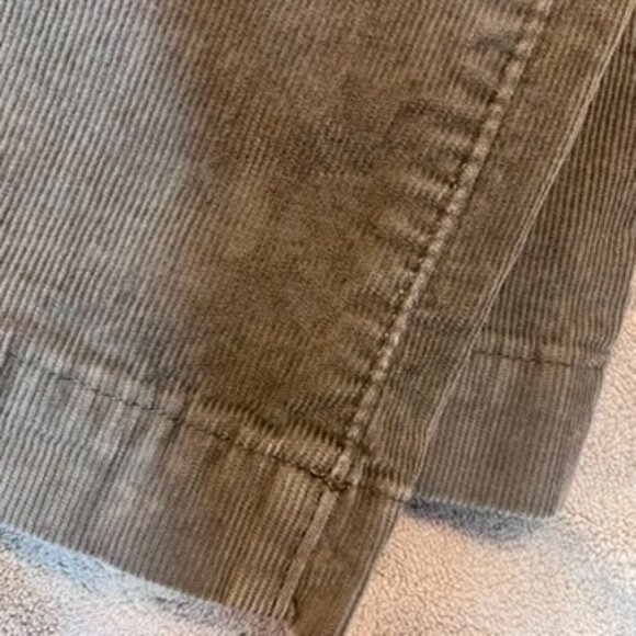 Eddie Bauer Slightly Curvy Bootcut Light Brown Corduroy jeans size 6 - Picture 5 of 5